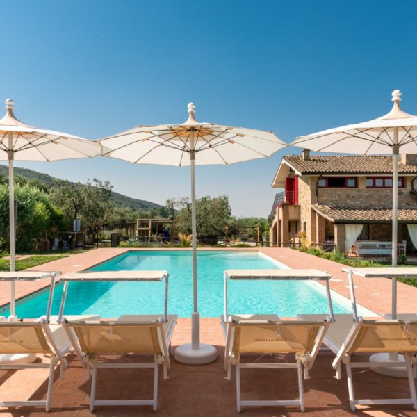 Matrimonio in Maremma Toscana. Stai organizzando il matrimonio ma non sai dove far dormire gli ospiti? NONNA NARA B&B a Grosseto con Piscina